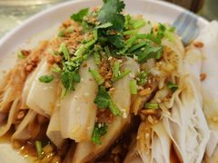 -越百海海鲜蒸锅(乐山店)