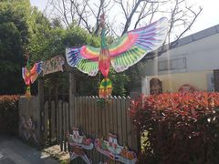 -田园东方蜜桃村的田野营地