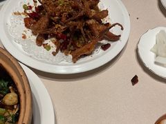 -八府香鸭·啫啫煲(华山路店)