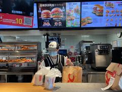 -肯德基(杭州和平饭店)