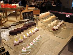 自助取餐区-金海湾自助餐厅(金陵饭店)