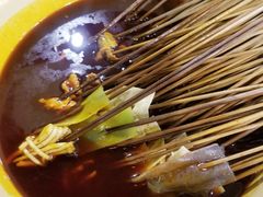 -拈签一笑黄牛肉辣卤串串