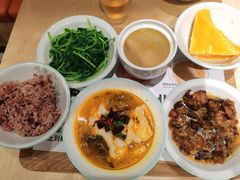 -老乡鸡(上海白玉兰广场店)