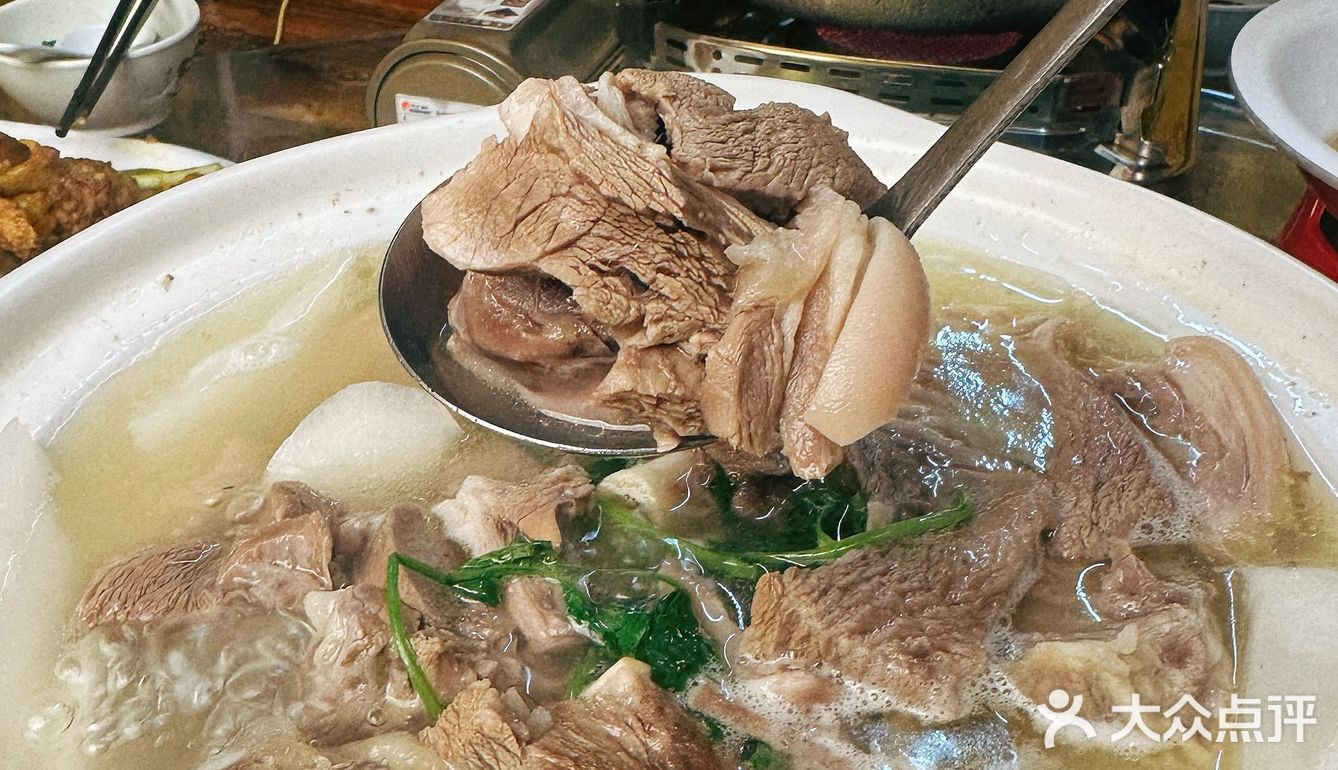 厉害了!在汕头居然有这种冰煮羊🤔