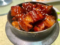 瓦罐红烧肉-铜锣湾·有麝自然香(重庆新天地店)