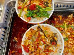 -黑猫馋纸包鱼(阳光店)