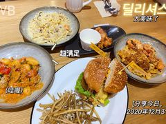 -HELLO 27 意面·沙拉·帕尼尼