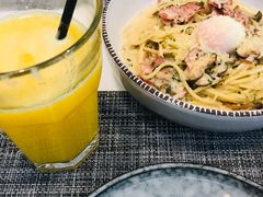 奶油汁培根溏心蛋意面-Future&Kitchen