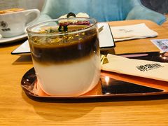 -ZING COFFEE 镜咖啡