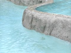 -十万大山布透温泉