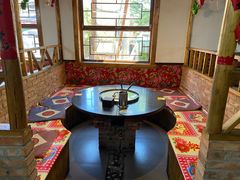包厢-缘福乡村铁锅炖民宿(八达岭店)