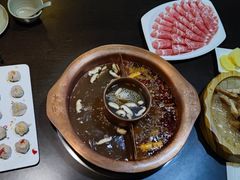 -滇釜火锅·能喝汤的火锅(车公庄店)