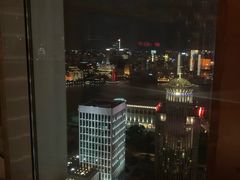 -翡翠36酒吧(浦东香格里拉店)