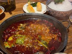 -旧街市鲜货老火锅(大光路店)