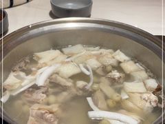 -喃喃椰·糟粕醋·椰子鸡火锅(七堡花园店)