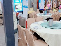 大堂-鹏城人家海鲜酒家·23年老字号(较场尾店)
