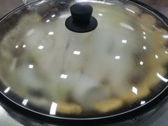 -屯老二农家铁锅炖·行业领军者(梅江店)
