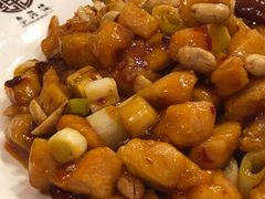 宫保鸡丁-东兴楼饭庄(六里桥店)