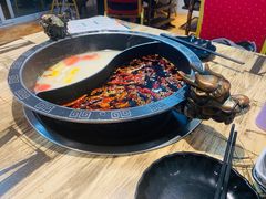 美蛙-销魂美蛙鱼头火锅(上海首店)