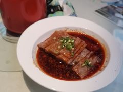 -阿瓦山寨·湘菜现炒·剁椒鱼头王(咸阳总店)