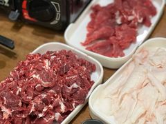 -天成·潮州牛肉脆肉鱼生蚝自助火锅