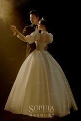 -苏菲亚婚纱摄影