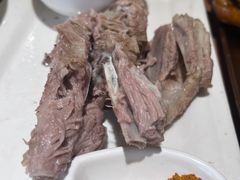 手抓羊排-贯贯吉·清真餐厅(浙江中路店)