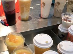-喜茶(北京华贸购物中心店)