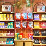 在黄兴广场被馋得走不动🤤湖南特产店好有味