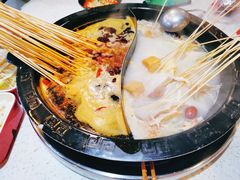 小郡肝串串-钢管厂歆瑞源油卤串串香(春熙路太古里店)