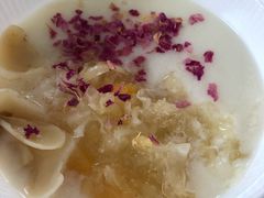 玫瑰杏仁糊-吴家馄饨