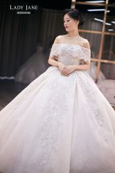 -Lady  Jane高端婚纱礼服馆