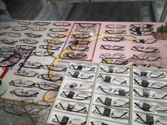 -肆兮眼镜·蔡司·徕卡战略合作店(大坪店)