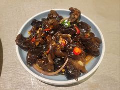 凉拌木耳-林辉家宴·本地家常菜·头牌清远鸡(先锋店)