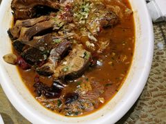 -老码头黑皮肘子锅包肉(赣水路店)