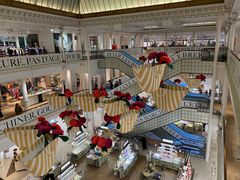 -乐蓬马歇百货公司(Rive Gauche)