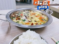 酸辣汤-夕阳红小吃(中街大悦城店)