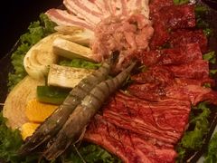 -炼火烤肉店