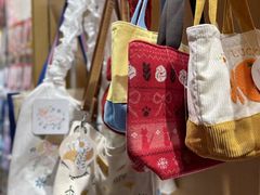 -猫的天空之城概念书店(苏州诚品店)