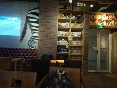 -Who乎coffee&bar