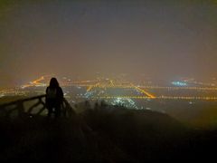 -鬼笑石后山停车场