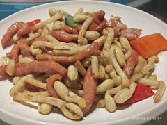 -年辉渔村·非遗传承餐厅(新丰江店)