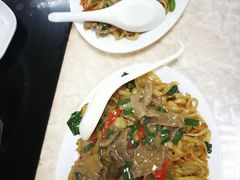 -华威达牛庄(黄埔大道西店)