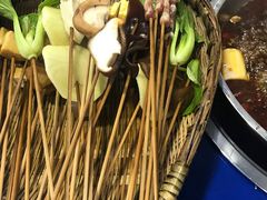 -马路边边·成都串串(翠柏路店)