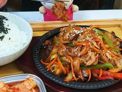 豚肉定食-奇纳百川