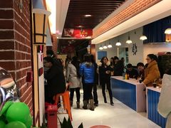 -汇吃汇喝美食街(上海建发浦悦荟广场店)