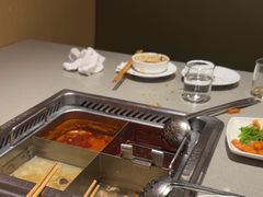 -海底捞火锅(曹安公路店)