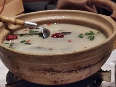 铁棍山药炖江团鱼-掌柜的店·河南菜(新天地店)