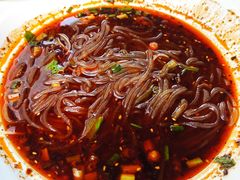 招牌酸辣粉-钟方模白家肥肠粉(春熙店)