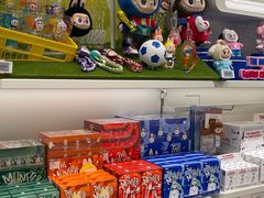 -泡泡玛特POPMART(凯德大峡谷店)